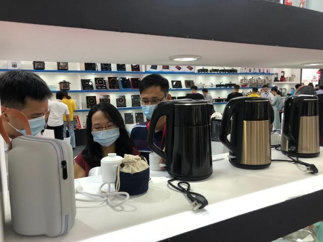 厨房家电展销会上能找到燃气灶代理厂家吗?